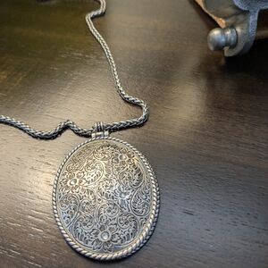 Intricate Silver Oval Pendant Necklace